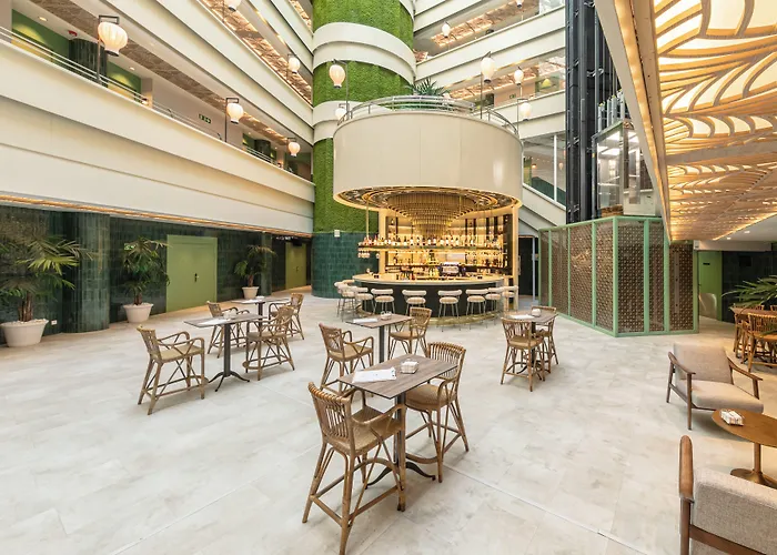 Ribera De Triana Hotel