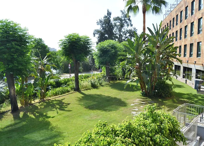 Ribera De Triana Hotel